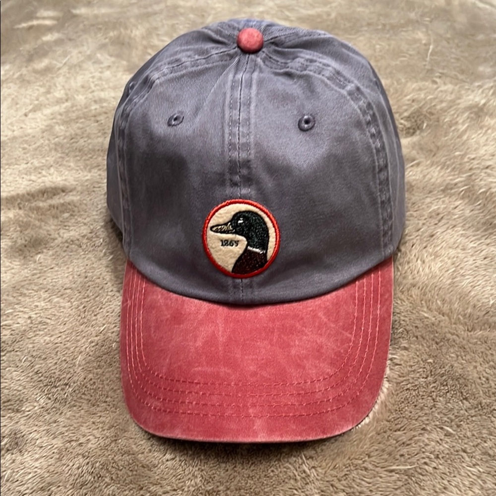 New Mens DUCK HEAD Faded two tone adjustable hat.